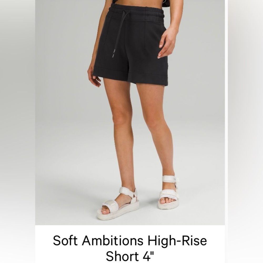 Lululemon Soft Ambitions High-Rise Short 4”
